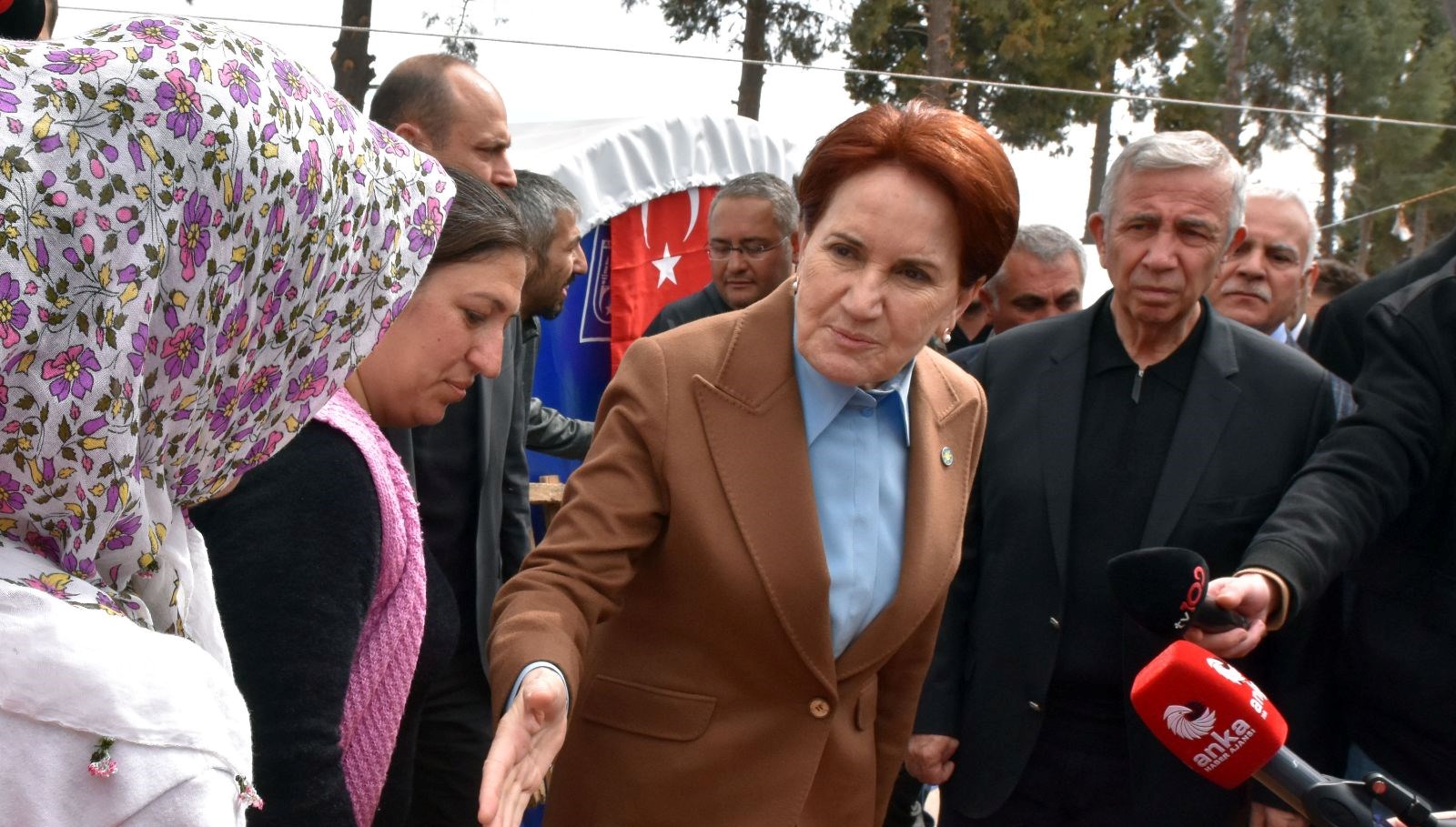 Akşener’den hükümete davet: Merkezi bütçe ile belediye imkanları yan yana getirilmeli