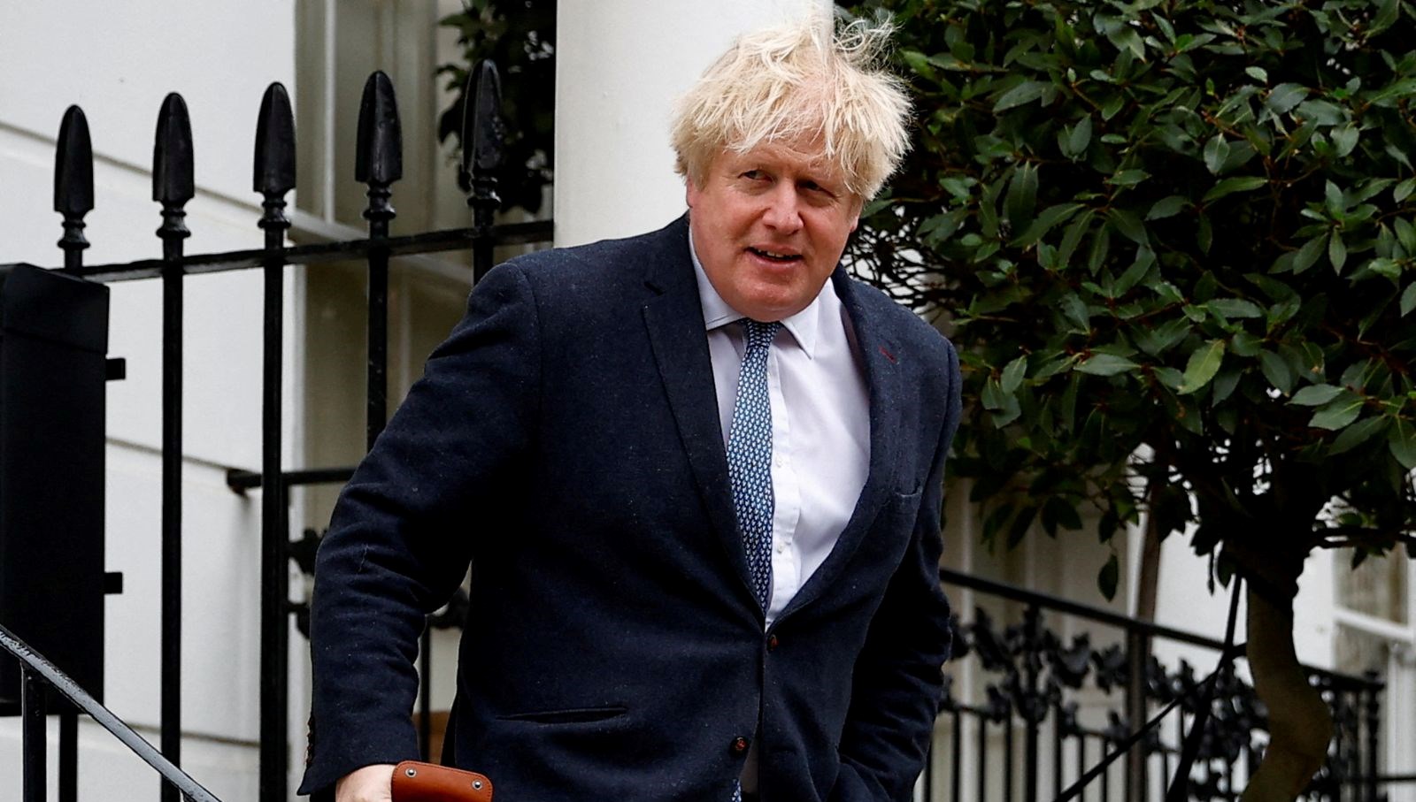 Boris Johnson’dan Covid partisi itirafı