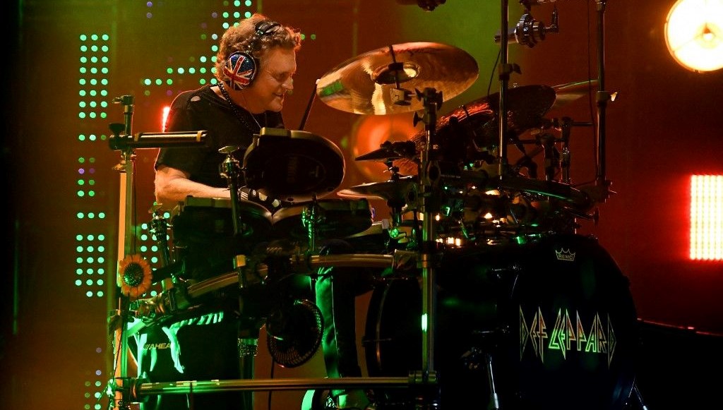 Def Leppard’ın davulcusu Rick Allen hücuma uğradı