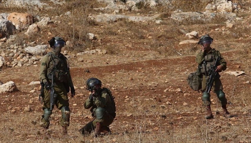 İsrail askerleri, Nablus baskınında mescide sığınan Filistinlileri maksat aldı