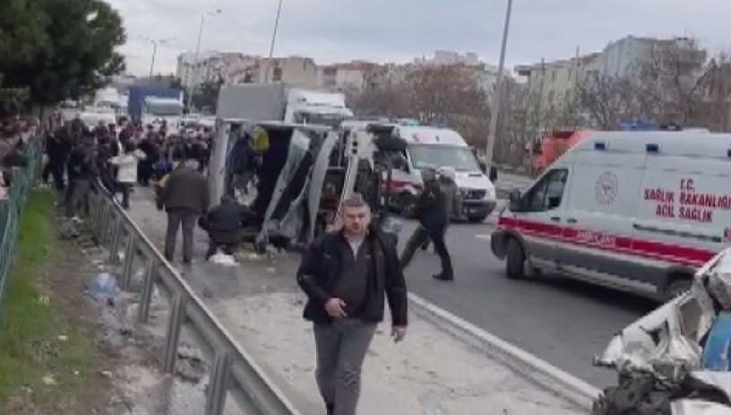 İstanbul Silivri’de zincirleme kaza: 1’i ağır 28 yaralı