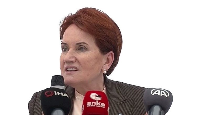 Meral Akşener: Sarsıntı esnasında rakip değiliz, orada hepimiz insanız