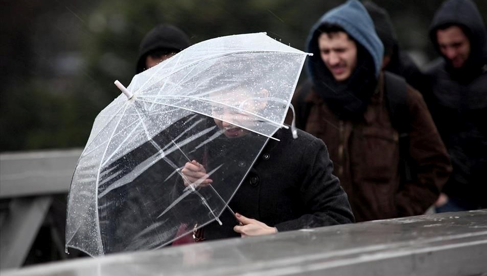 Meteoroloji’den kar, yağmur ve fırtına uyarısı: Çatı uçmalarına dikkat