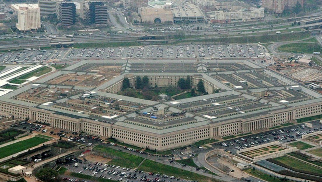 Pentagon: Askeri pilot ve yer mürettebatının kanser riski daha yüksek