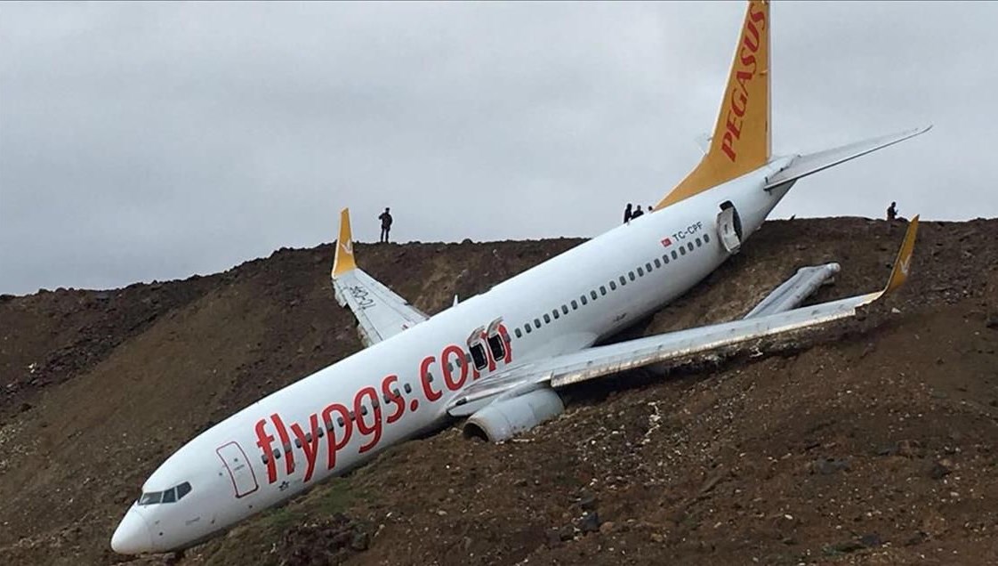 Pistten çıkan uçağın pilotu: Kazara etkin ettim