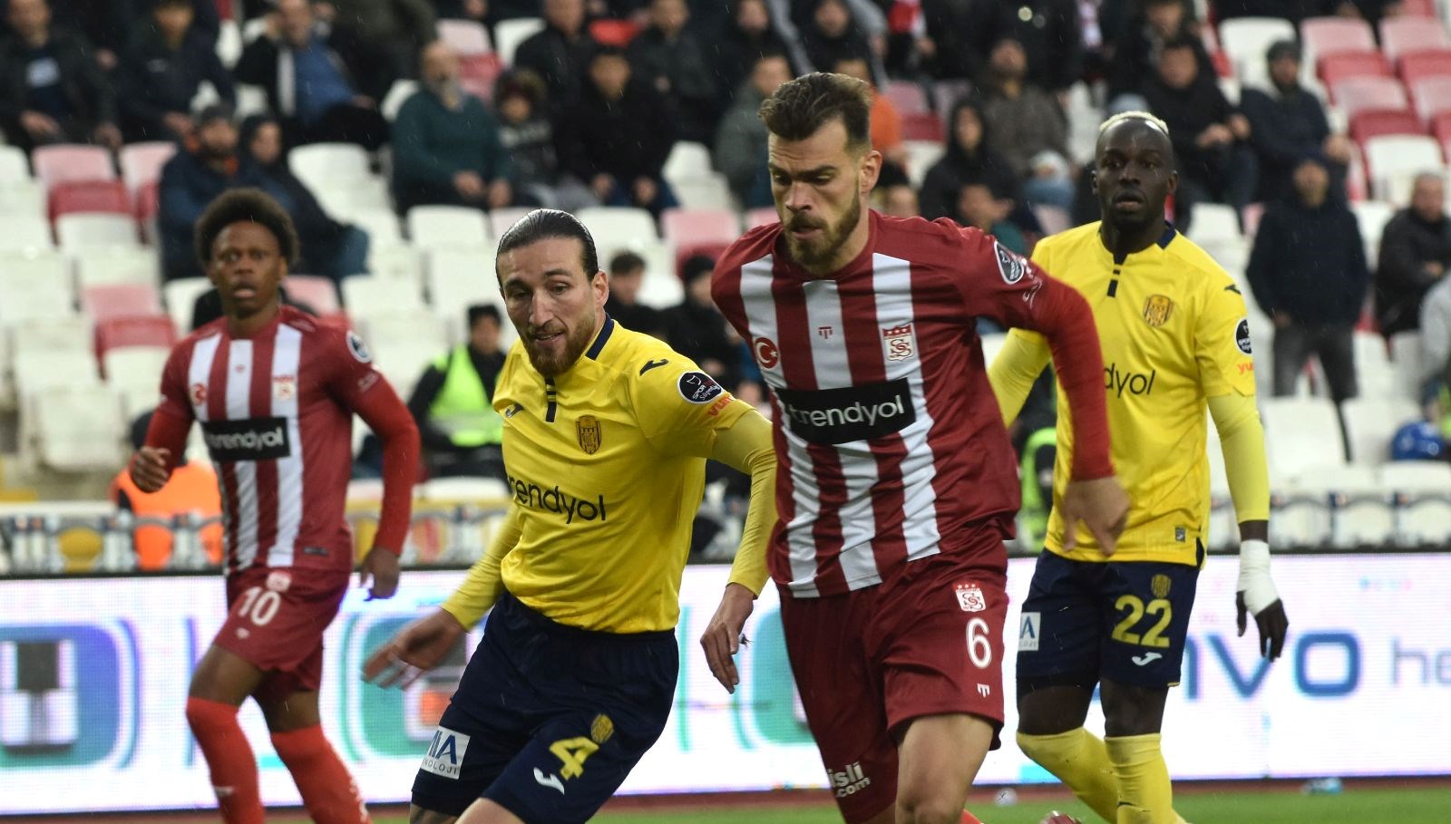 Sivasspor’dan 2 gollü galibiyet