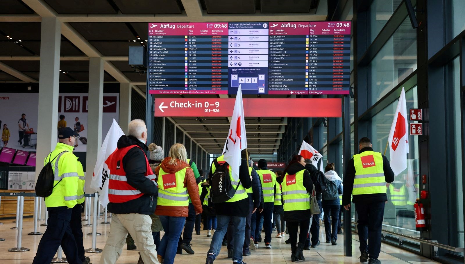 THY’nin kimi Düsseldorf seferlerine grev iptali