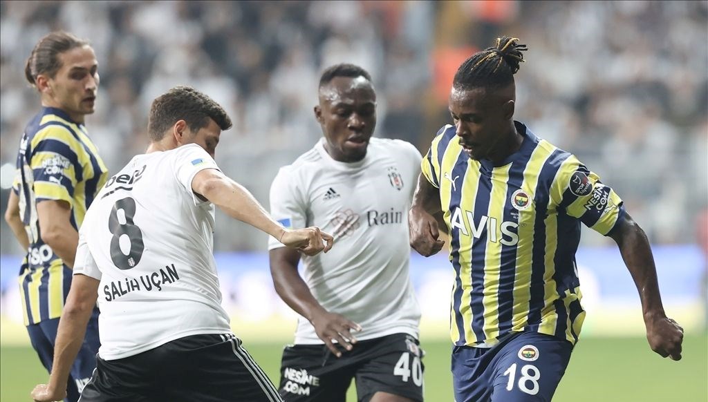Üstün Lig’de derbi heyecanı: Açılış Beşiktaş’tan kapanış Fenerbahçe’den