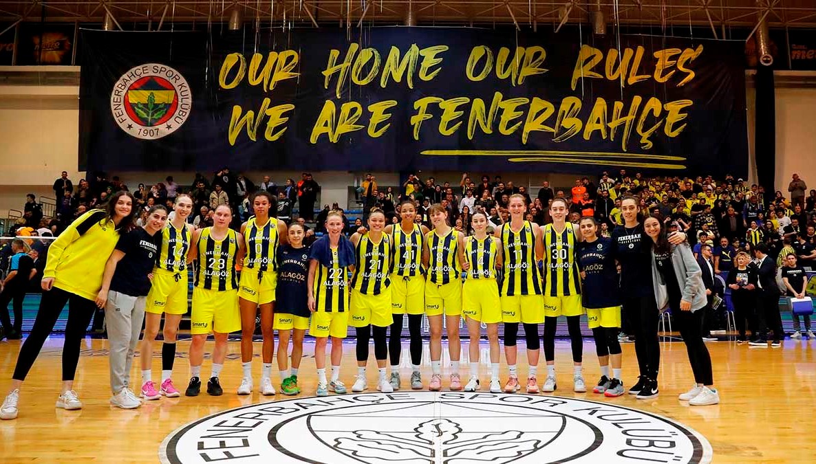 FIBA Bayanlar Avrupa Ligi Dörtlü Finali’nde Fenerbahçe Alagöz Holding finale yükseldi