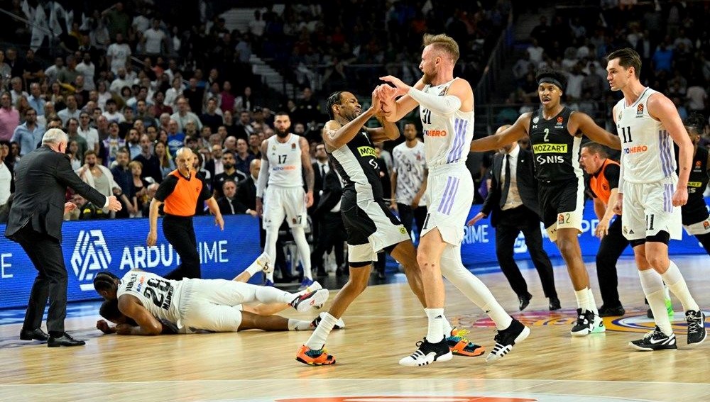 EuroLeague’de olaylı maç: Real Madridli Yabusele Partizan’dan ve Dante Exum’dan özür diledi