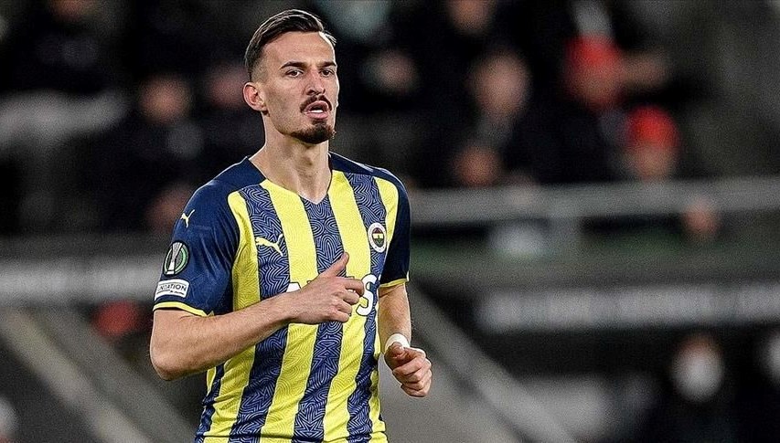 Fenerbahçe’de ayrılık: Berisha’nın opsiyonunu kullanılacak