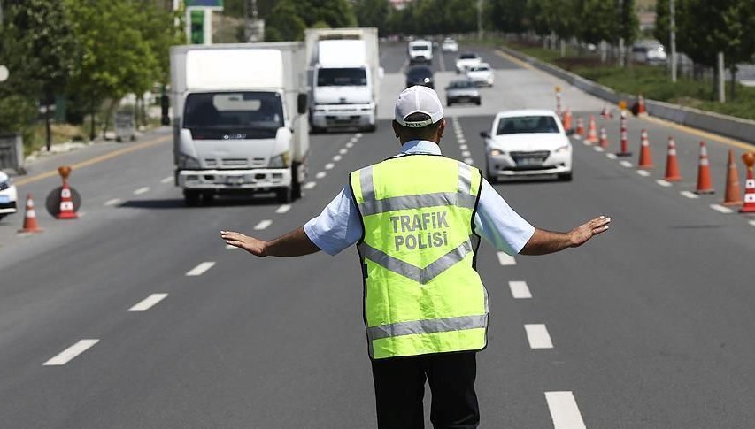 İstanbul’da pazar günü kimi yollar trafiğe kapatılacak