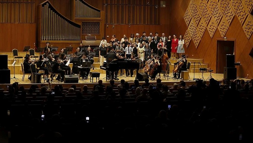 Memleketler arası Manisiz Müzik Şenliği CSO Tarihi Salon’daki konserle sona erdi