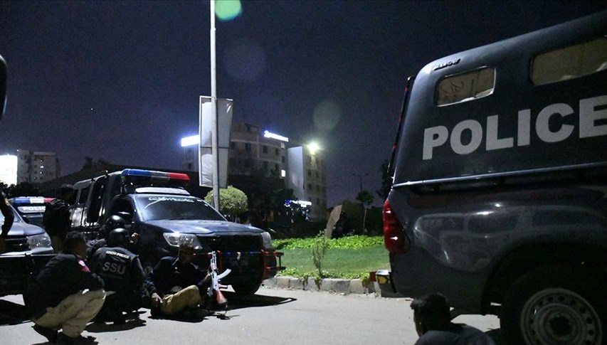 Pakistan’da karakolda patlama: 12 polis öldü