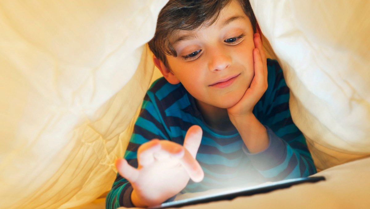 Toplumsal medyanın çocuklar için yeni riski: Dijital kir