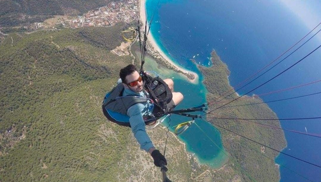 Ulusal paraşütçünün mevtinde İngiliz paraşüt pilotuna tutuklama