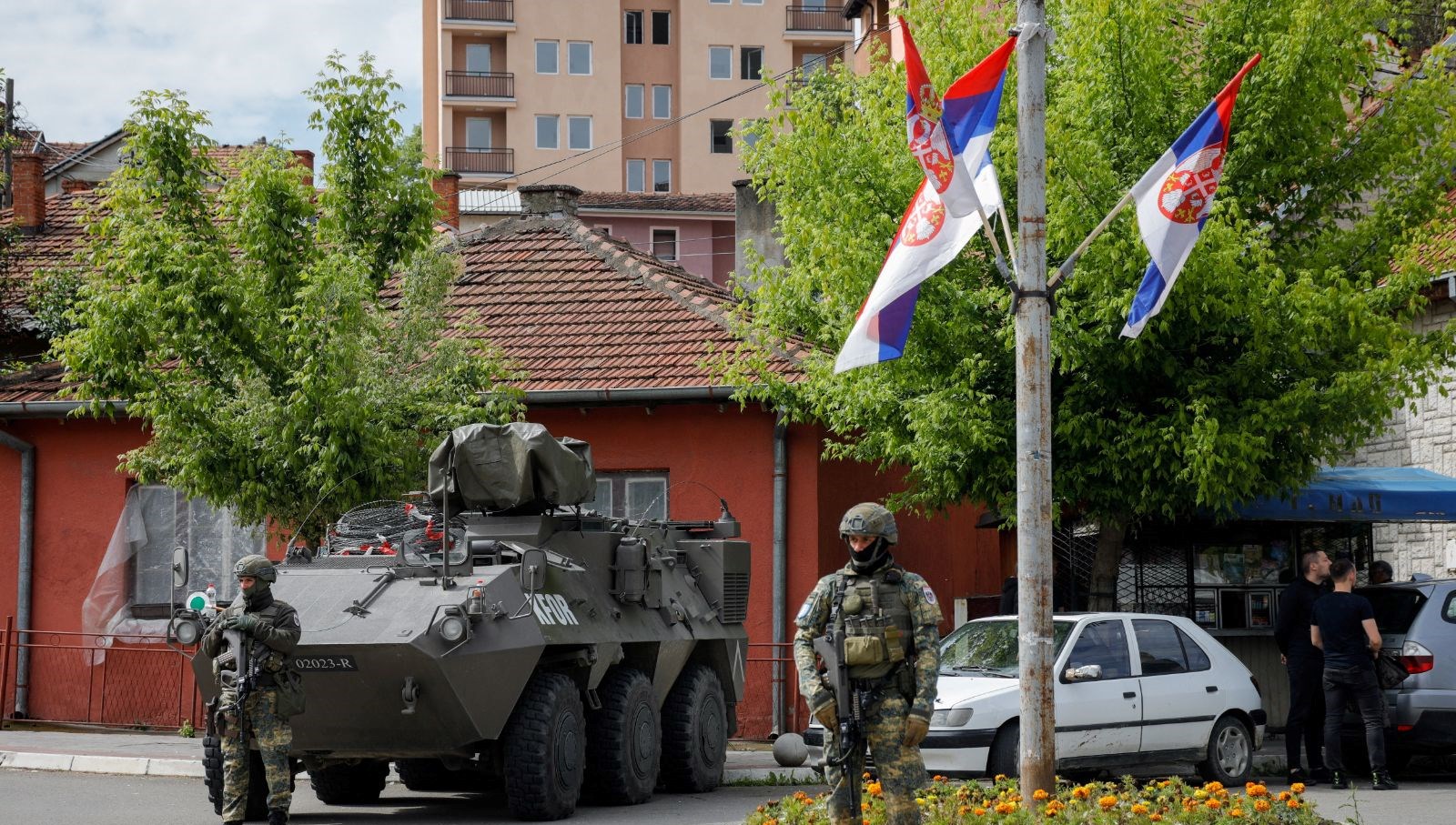 AB’den Kosova’daki gerginlik için ihtar