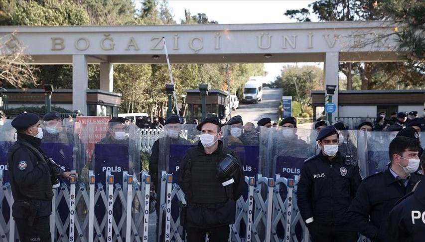 Boğaziçi Üniversitesi’ndeki protestolarda 8 öğrenci hakkında karar