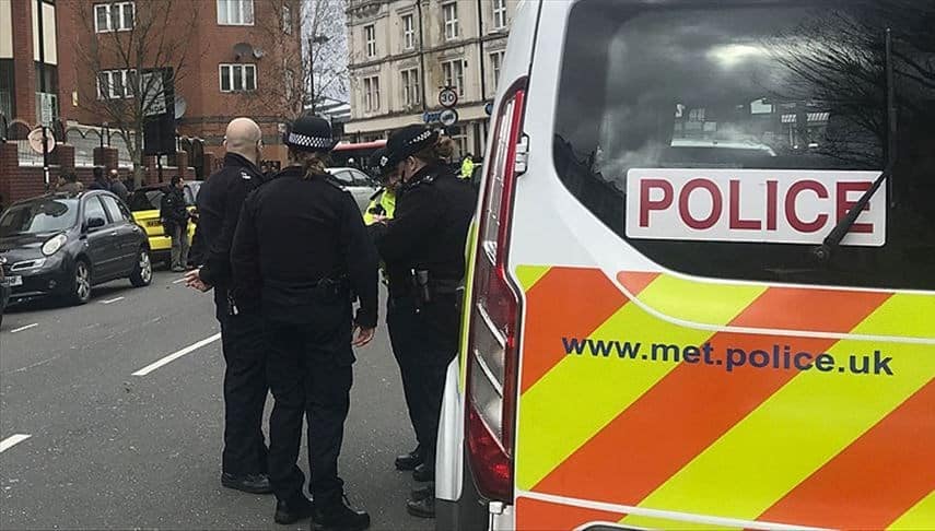 İngiltere’de bıçaklı hücum: Polis devriyede, soruşturma devam ediyor