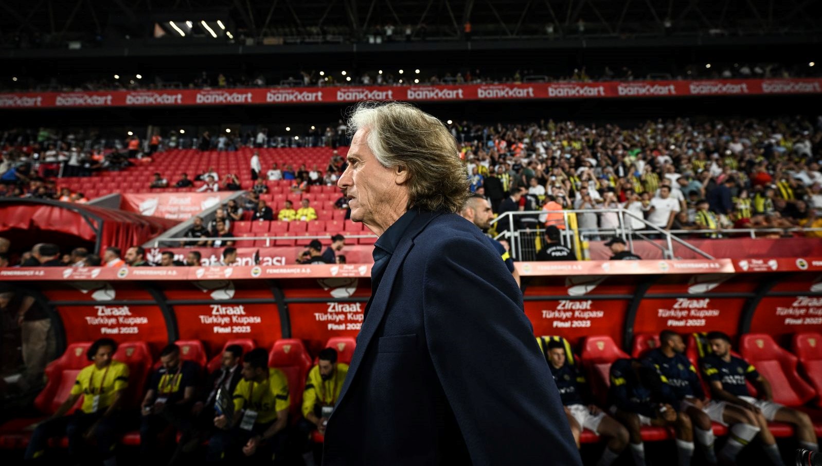 SON DAKİKA: Jorge Jesus Fenerbahçe’den ayrıldığını açıkladı