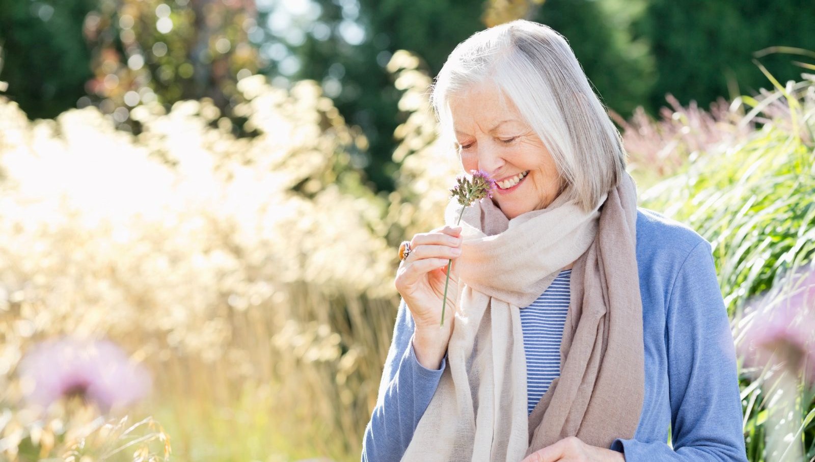 Alzheimer ve Parkinson için erken ihtar işareti: Yaşlılarda azalan koku duyusuna dikkat
