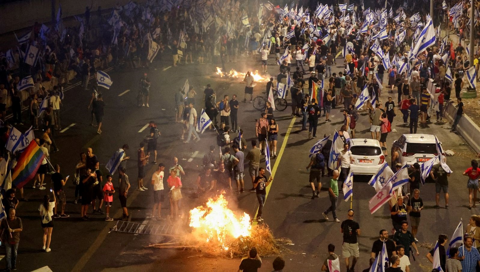 İsrail’de emniyet müdürü baskı yüzünden istifa etti: Protesto çıktı