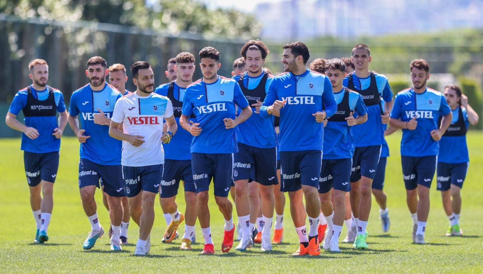 Trabzonspor Teknik Yöneticisi Bjelica yeni dönem sistemini açıkladı