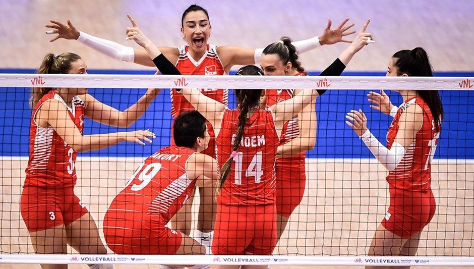 Türkiye-Amerika voleybol yarı final maçı ne vakit? Filenin Sultanları’nın Milletler Ligi’nde rakibi ABD