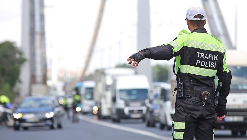 Türkiye genelinde trafik kontrolü (369 araç trafikten men edildi)